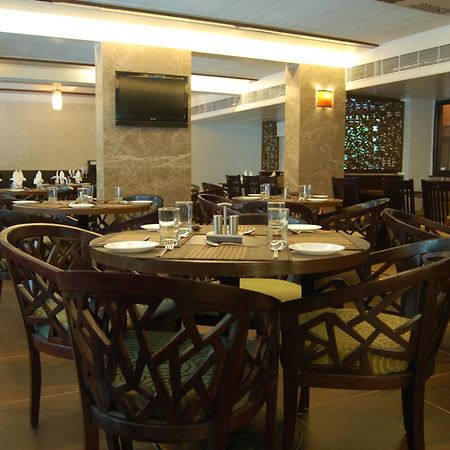 Comfort Inn President Near Ahmedabad Junction Station Zewnętrze zdjęcie