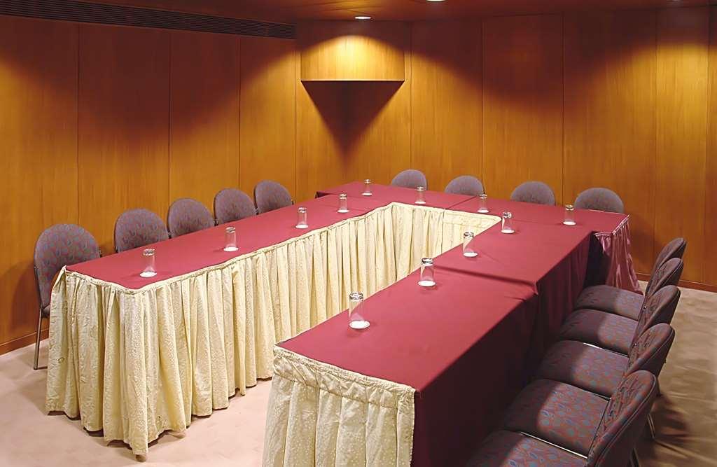 Comfort Inn President Near Ahmedabad Junction Station Udogodnienia zdjęcie