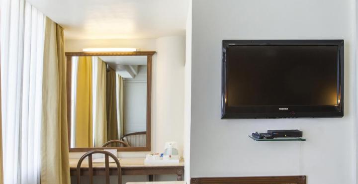 Comfort Inn President Near Ahmedabad Junction Station Zewnętrze zdjęcie