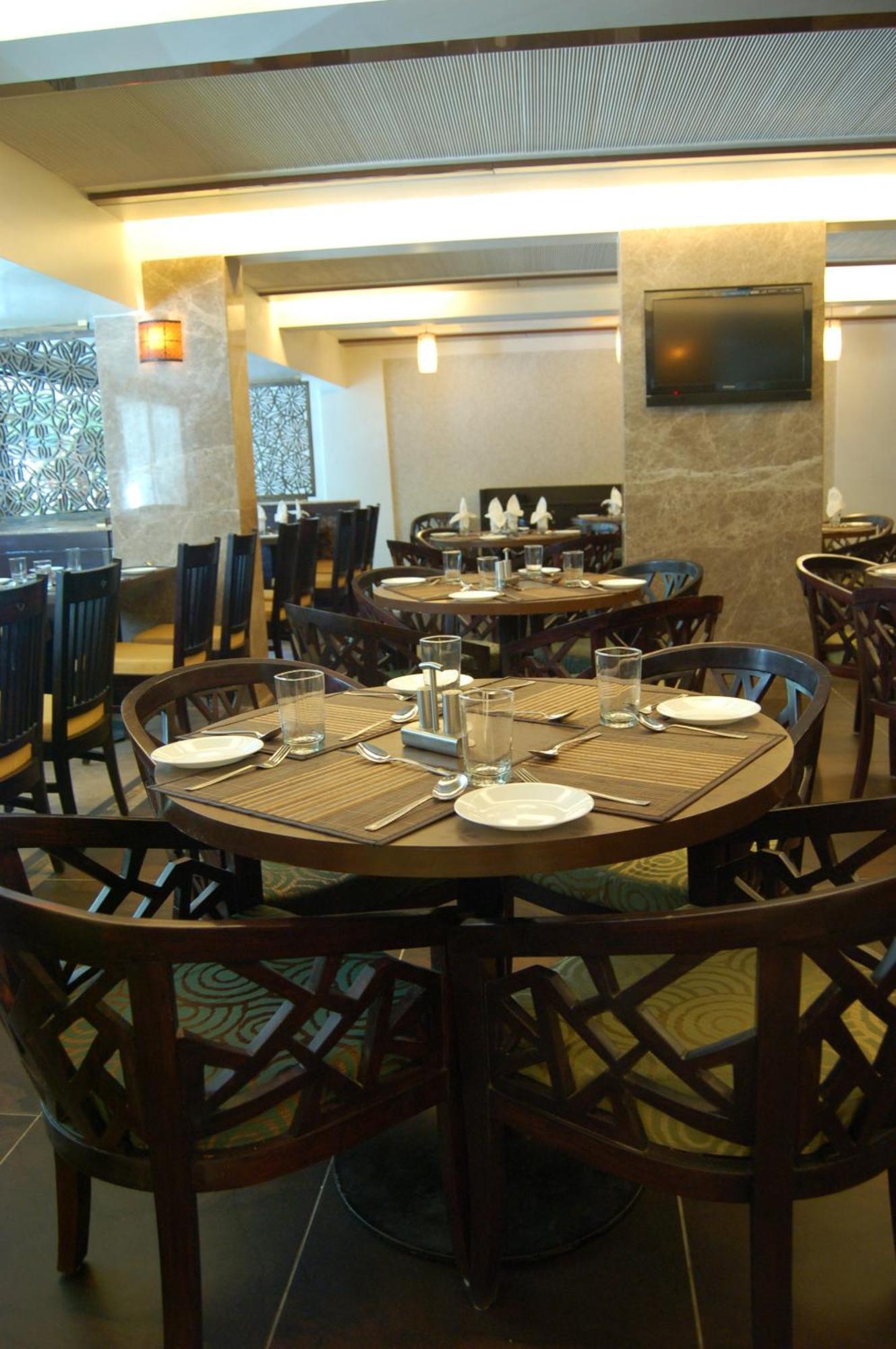 Comfort Inn President Near Ahmedabad Junction Station Zewnętrze zdjęcie
