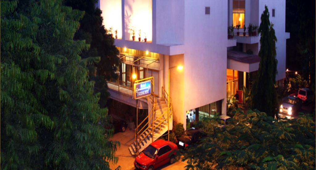 Comfort Inn President Near Ahmedabad Junction Station Zewnętrze zdjęcie