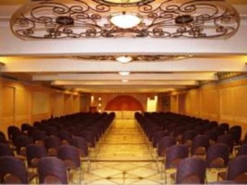 Comfort Inn President Near Ahmedabad Junction Station Zewnętrze zdjęcie