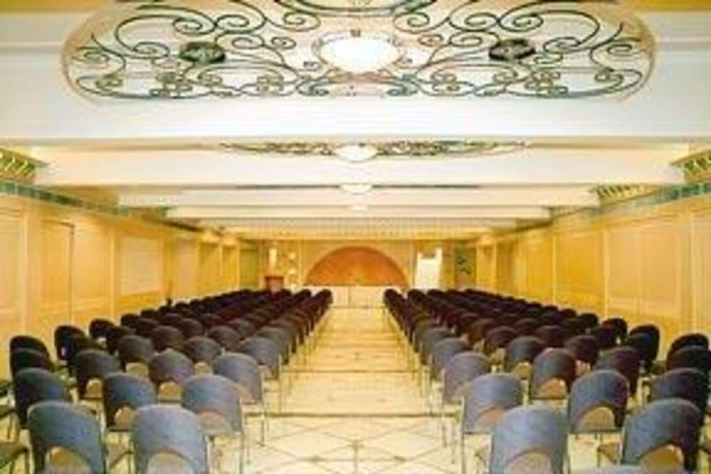 Comfort Inn President Near Ahmedabad Junction Station Udogodnienia zdjęcie